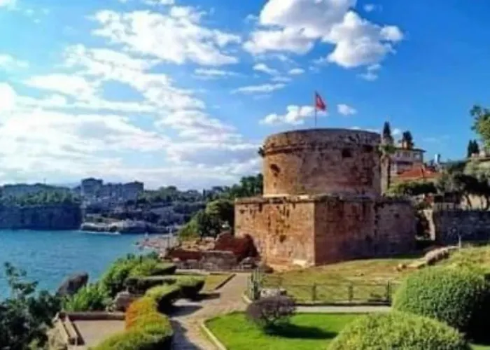 Kaleici Muhtesem Konum Harika Genis Ev Lejlighed Antalya