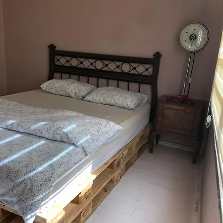 Apartment Kaleici Muhtesem Konum Harika Genis Ev