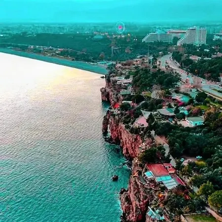 Kaleici Muhtesem Konum Harika Genis Ev Antalya
