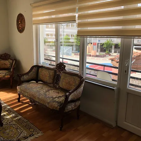 Apartment Kaleici Muhtesem Konum Harika Genis Ev