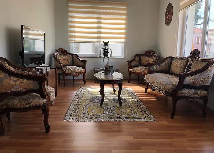 Kaleici Muhtesem Konum Harika Genis Ev