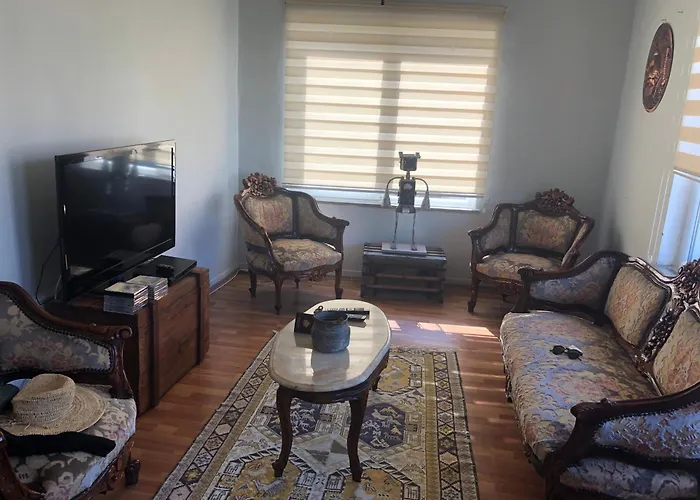 Kaleici Muhtesem Konum Harika Genis Ev Appartamento