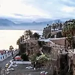 Kaleici Muhtesem Konum Harika Genis Ev Apartman *