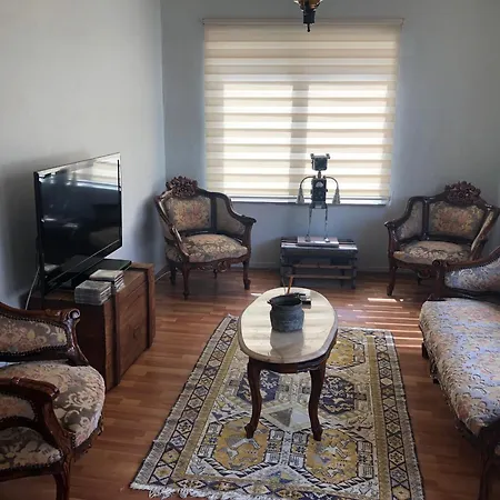 Kaleici Muhtesem Konum Harika Genis Ev